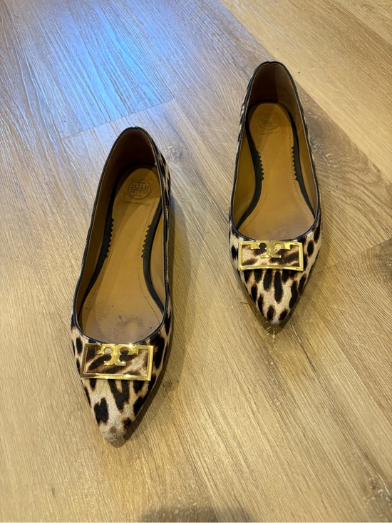 Tory Burch Shoes - Tory Burch GiGi Pointed Toe Flats